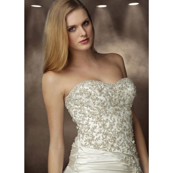 Impression Bridal Wedding Dress 10193 - Picture 3 of 9